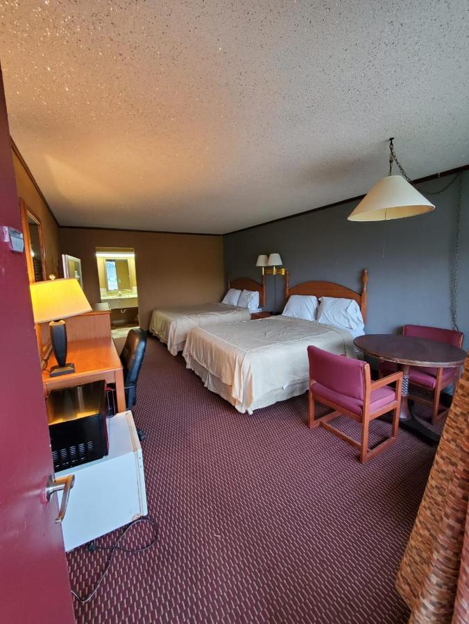 Gray Plaza Motel West Frankfort Екстер'єр фото