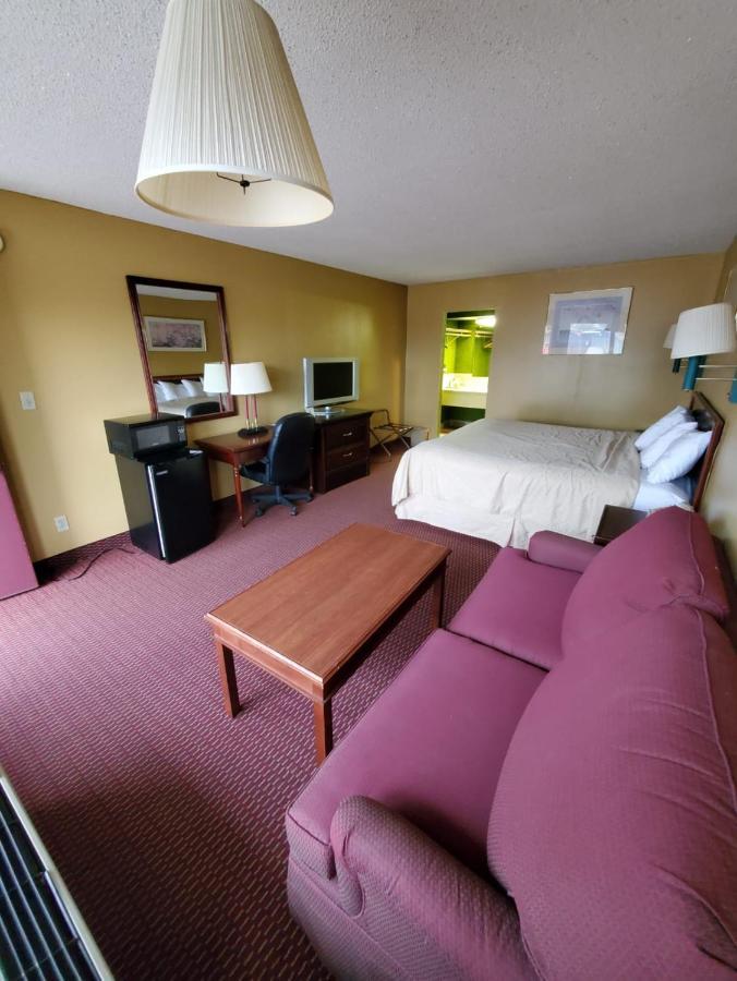 Gray Plaza Motel West Frankfort Екстер'єр фото
