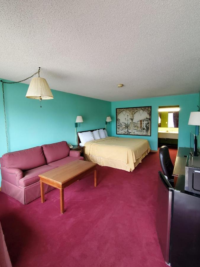 Gray Plaza Motel West Frankfort Екстер'єр фото