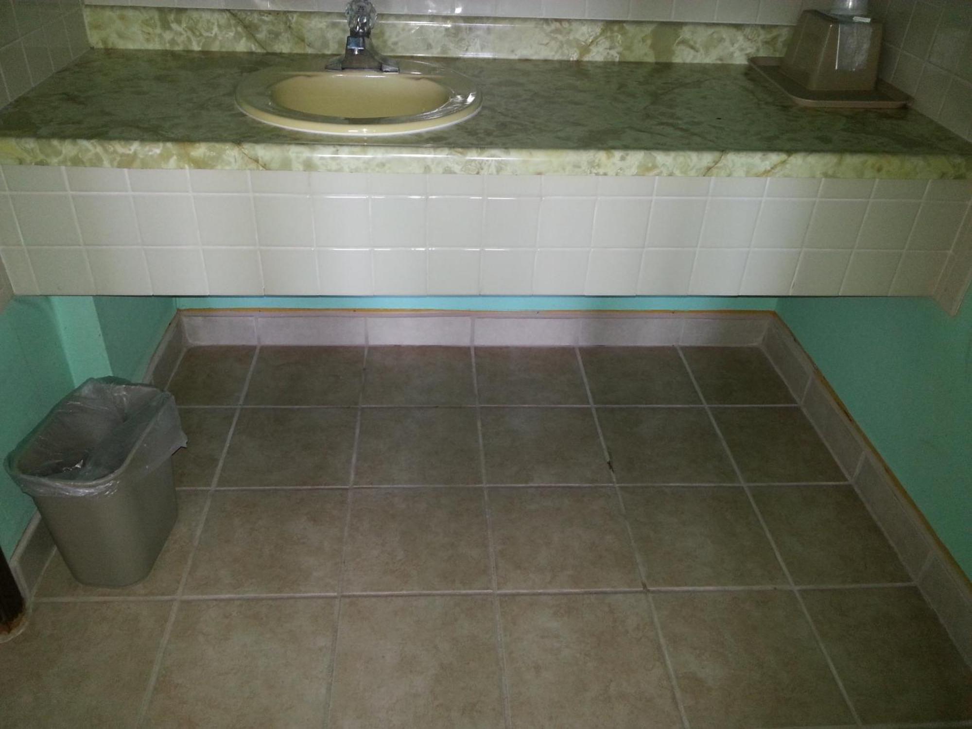 Gray Plaza Motel West Frankfort Екстер'єр фото