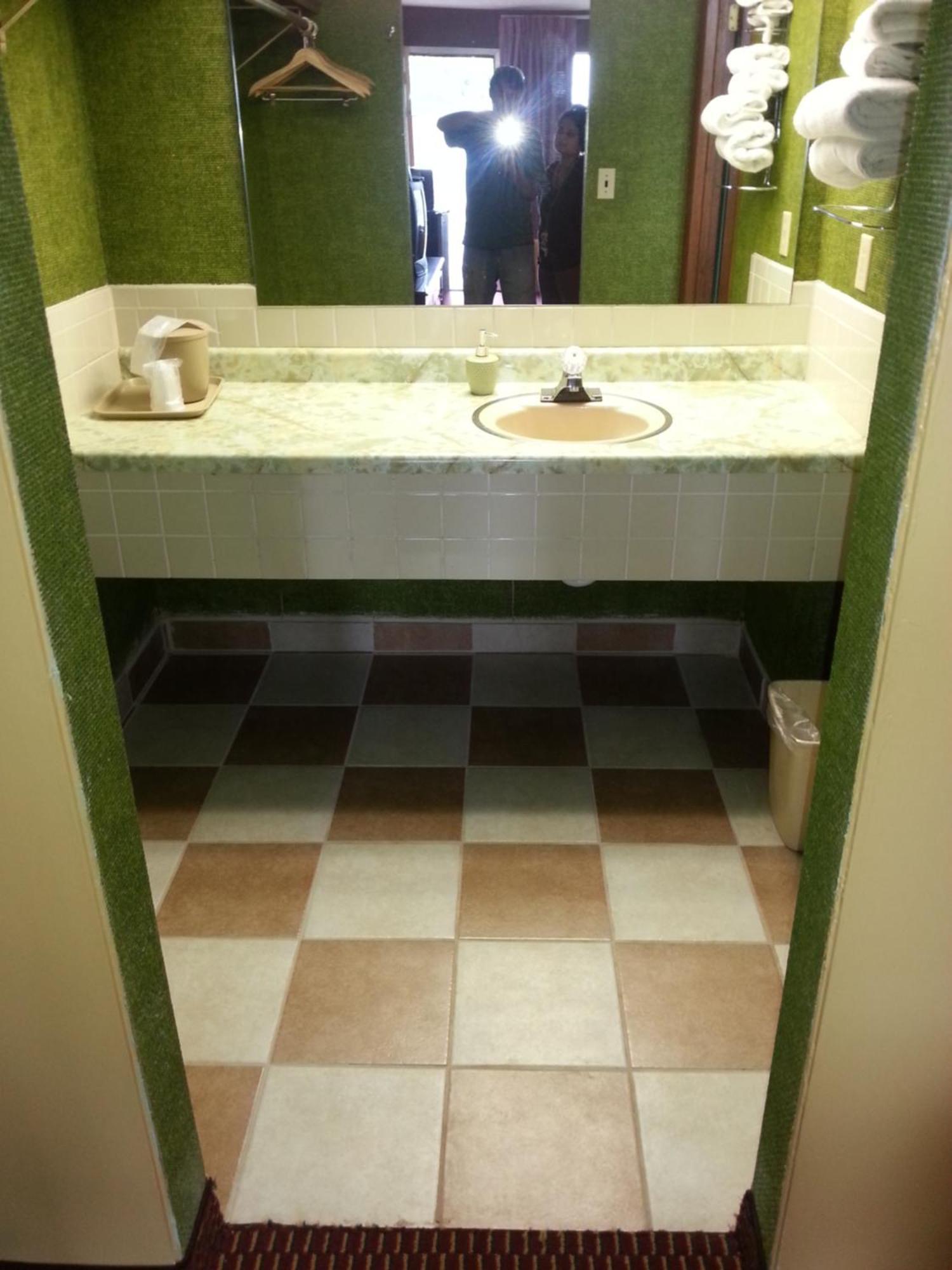 Gray Plaza Motel West Frankfort Екстер'єр фото